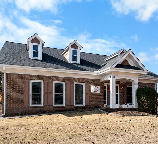 Your Friends At Dacula Animal Hospita entrance view